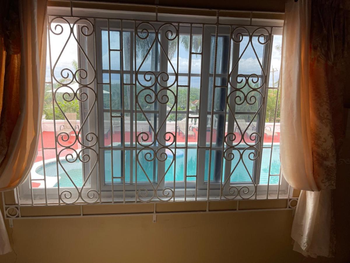 Peaceful Palms Montego Bay Hotel Luaran gambar